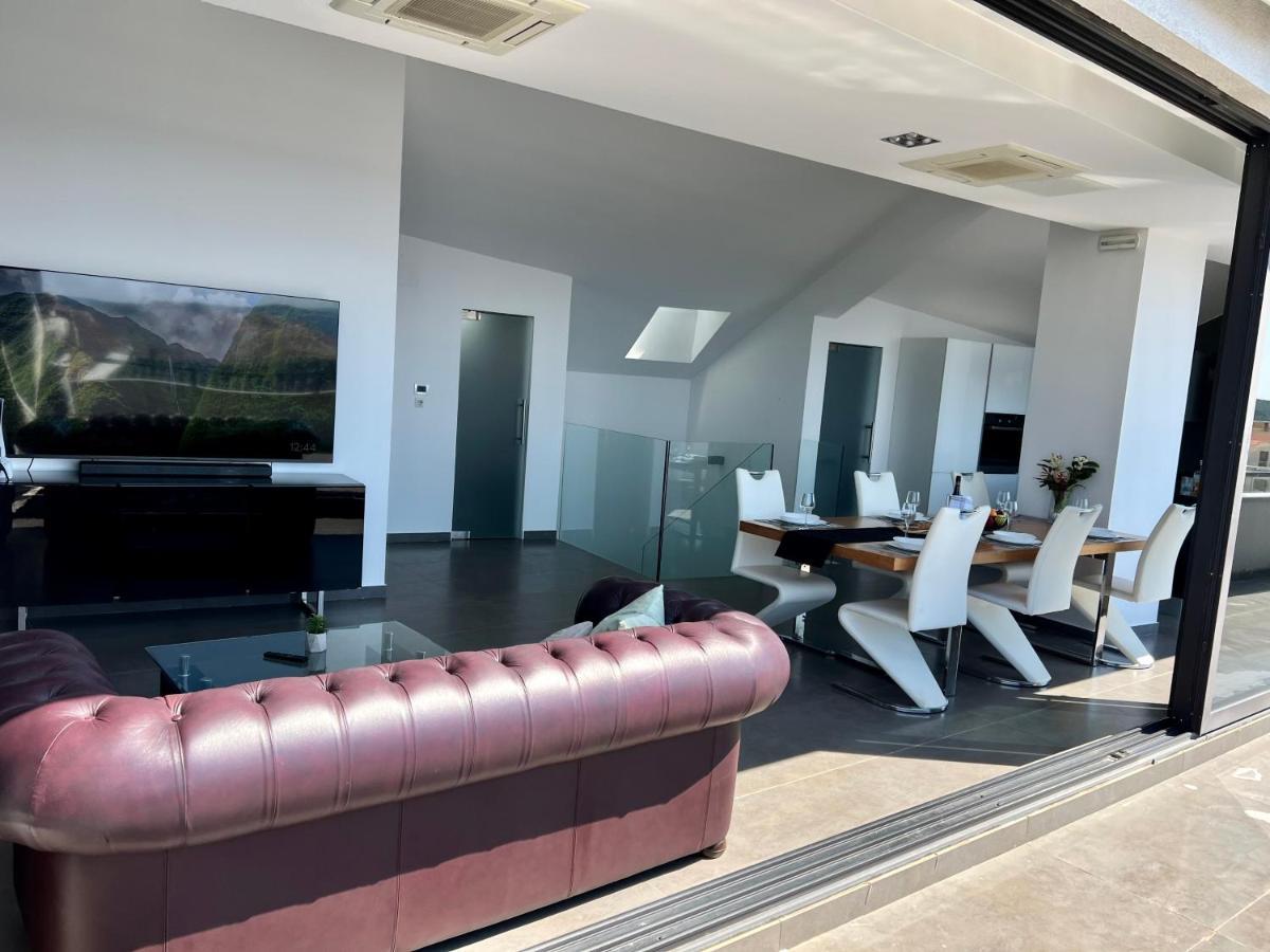 Appartamento Luxury Laurus Penthouse With Awesome Sea View Primošten Esterno foto