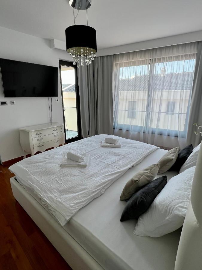 Appartamento Luxury Laurus Penthouse With Awesome Sea View Primošten Esterno foto